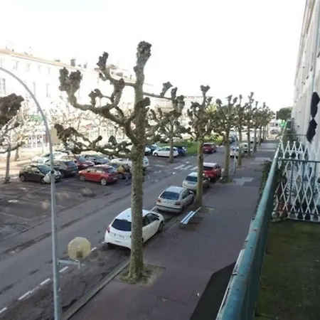 Centre ! Tout A Pied !! La Plage A 250 M Et Les Commerces A 30 M ! 1 아파트 로양